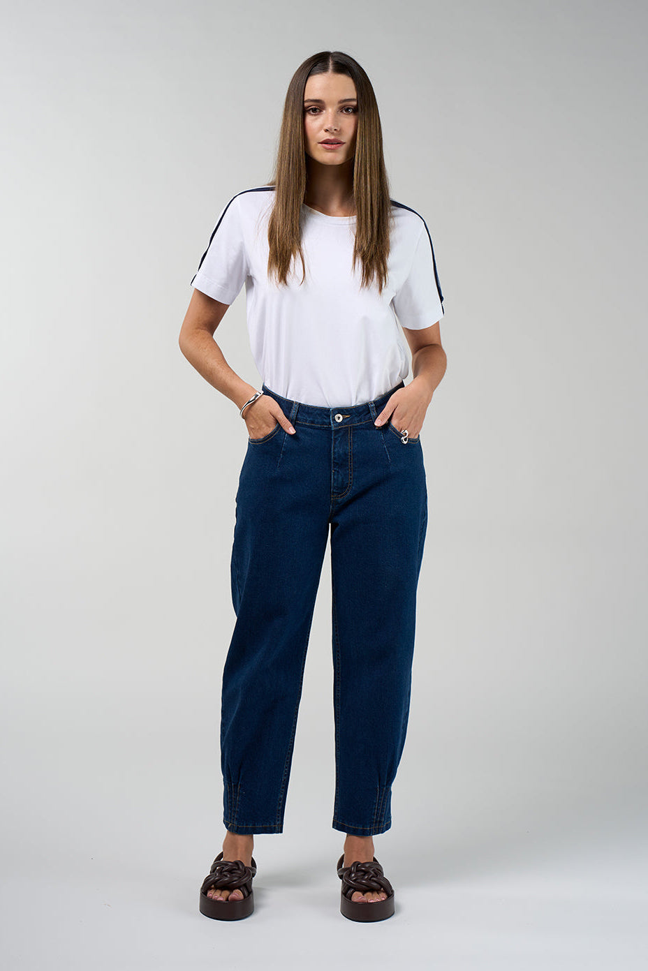 Trio Jean in light and dark wash denim with relaxed tapered leg and cropped length