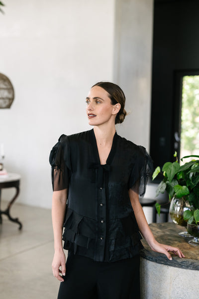 MAGGIE TOP