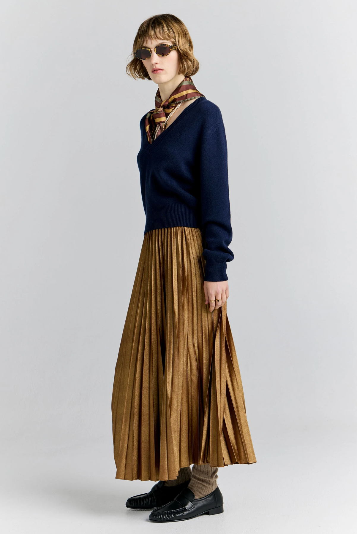 METALLIC SUNRAY PLEATED SKIRT