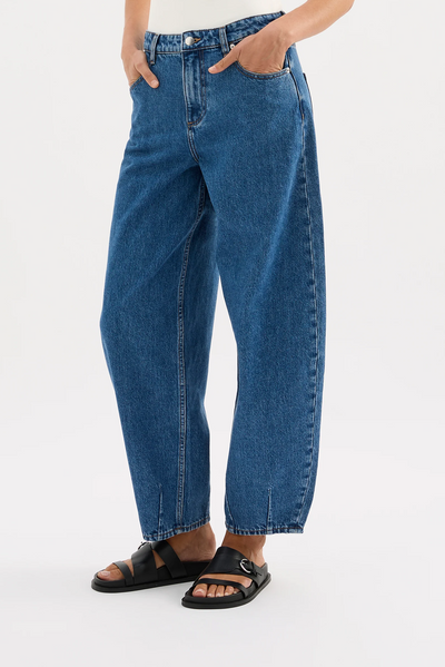 ORGANIC BARREL JEAN
