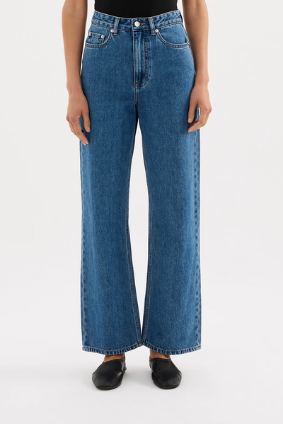 ORGANIC RELAXED LEG JEAN