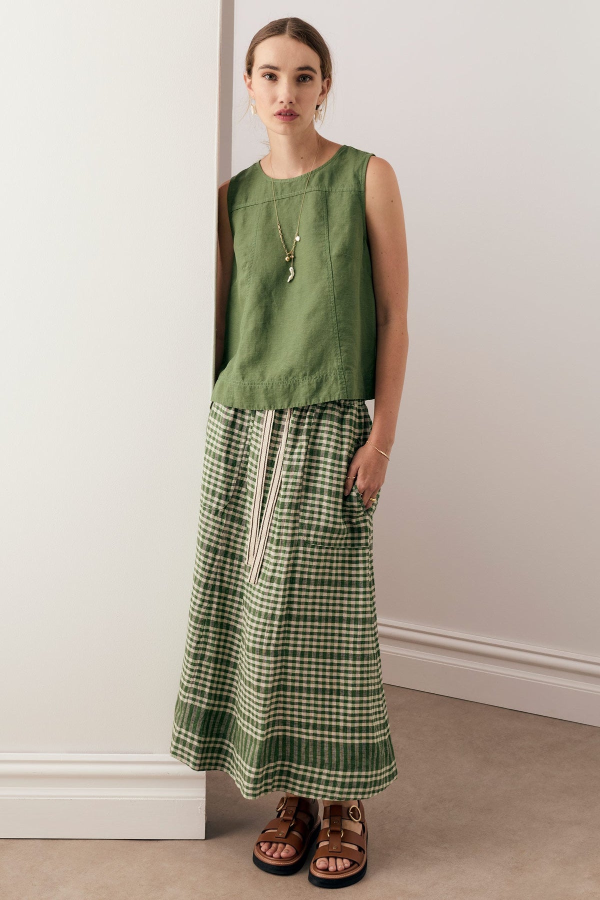 FRANKIE BUTTON TANK