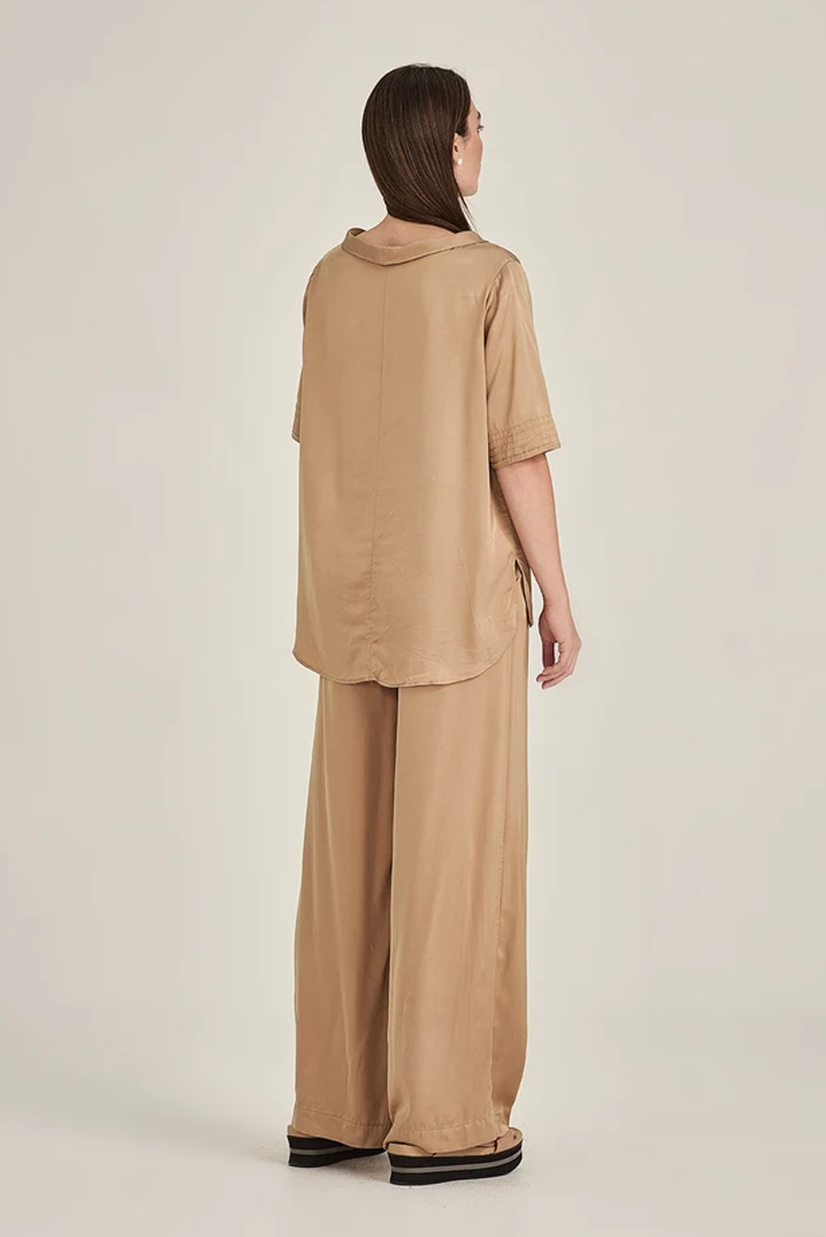 CAROLINE SILLS PALISADES SOHO TOP VISCOSE RAYON COFFEE TAN IVORY CREAM