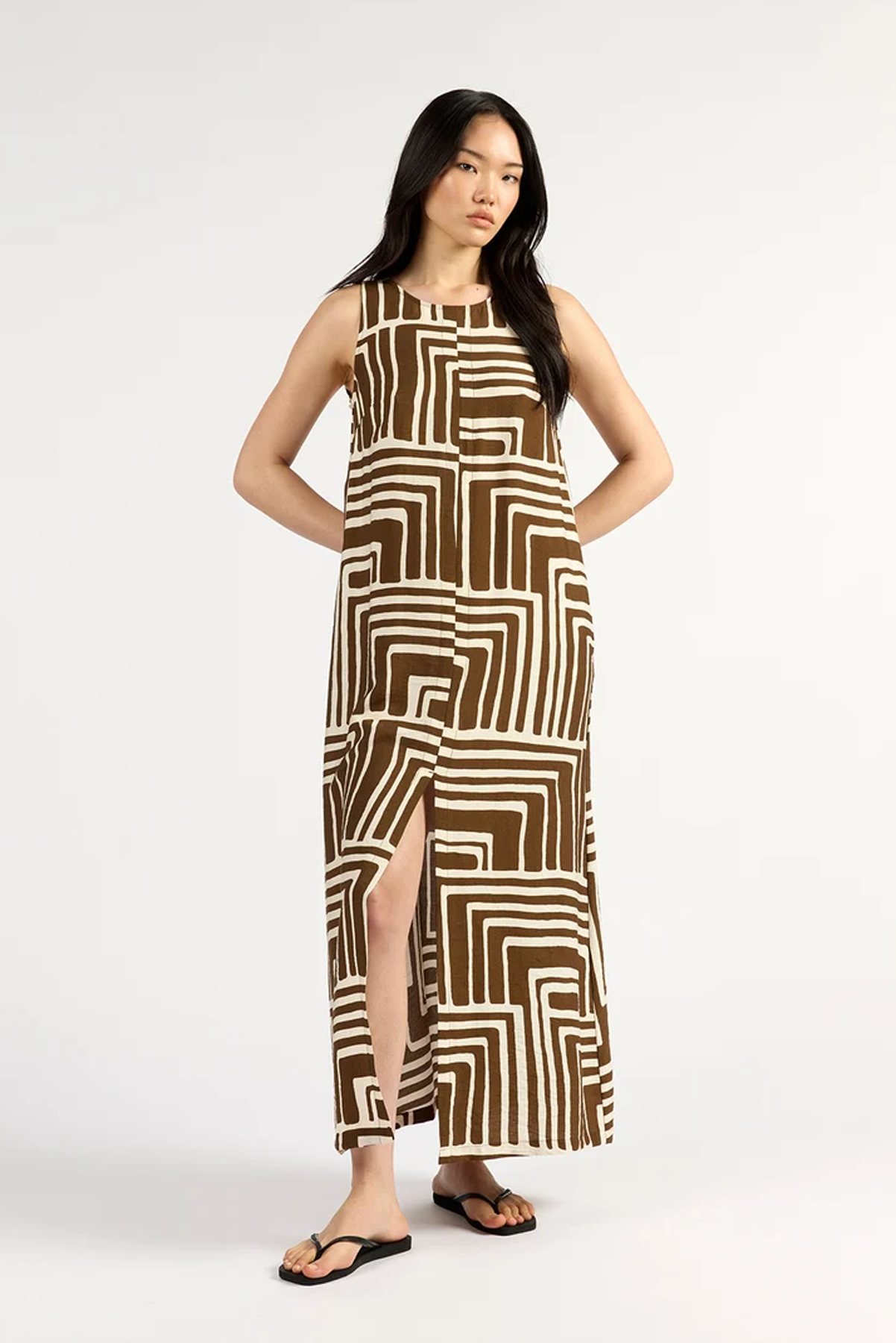 TUESDAY LABEL PEYTON DRESS MAXI BROWN PRINT RAYON NYLON DRESS