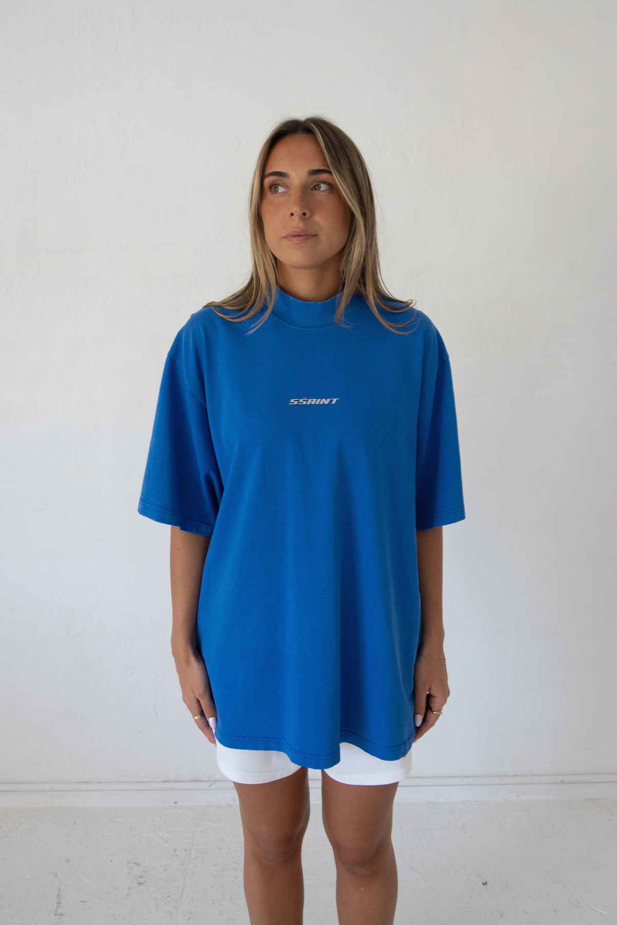 REFLECTIVE LOGO TEE
