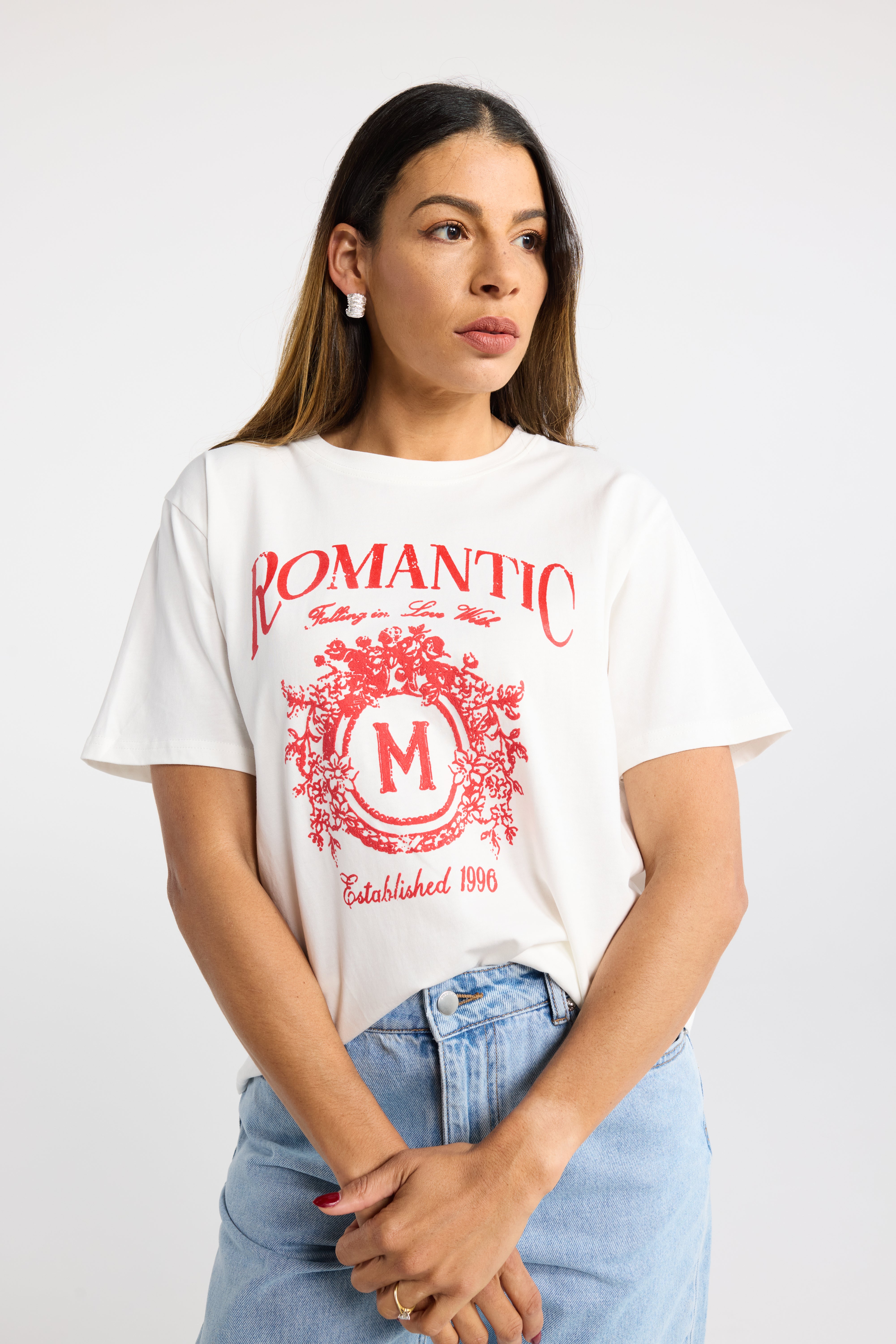 INK ROMANCE TEE HIRT SHORT SLEEVE CREW NECK WHITE PINK GRAPHIC PRINT RED GRAPHIC ROMANTIC GRAPHIC FLORAL GRAPHIC FRONT PRINT ROMANTIC THEME SOFT FEEL LIGHTWEIGHT COMFORTABLE BREATHABLE COTTON FEEL RELAXED FIT OVERSIZED FIT CASUAL EVERYDAY WEAR SUMMER ESSENTIAL WARDROBE STAPLE VERSATILE EASY TO STYLE MINIMALIST CLASSIC TIMELESS STREET STYLE GRAPHIC TEE STATEMENT TOP CREW NECKLINE SHORT SLEEVES SOFT TOUCH FABRIC WHITE PINK