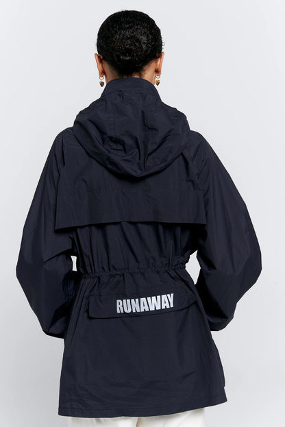 RUNAWAY PARKA