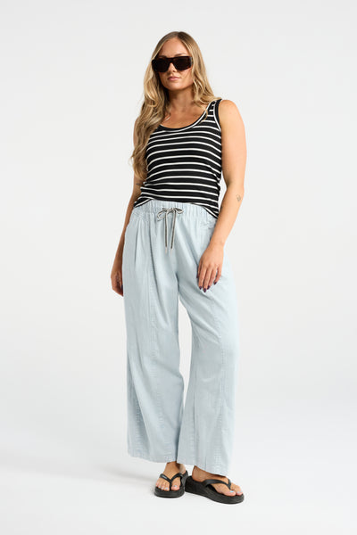 INK SCOOP SINGLET SINGLET SCOOP NECK SLEEVELESS BLACK AND WHITE STRIPE STRIPED RIBBED SOFT FEEL LIGHTWEIGHT STRETCH COMFORTABLE BREATHABLE RELAXED FIT CASUAL EVERYDAY WEAR SUMMER ESSENTIAL WARDROBE STAPLE VERSATILE EASY TO STYLE MINIMALIST CLASSIC TIMELESS LAYERING PIECE BASIC TOP BODY SKIMMING FLATTERING NECKLINE SOFT TOUCH FABRIC