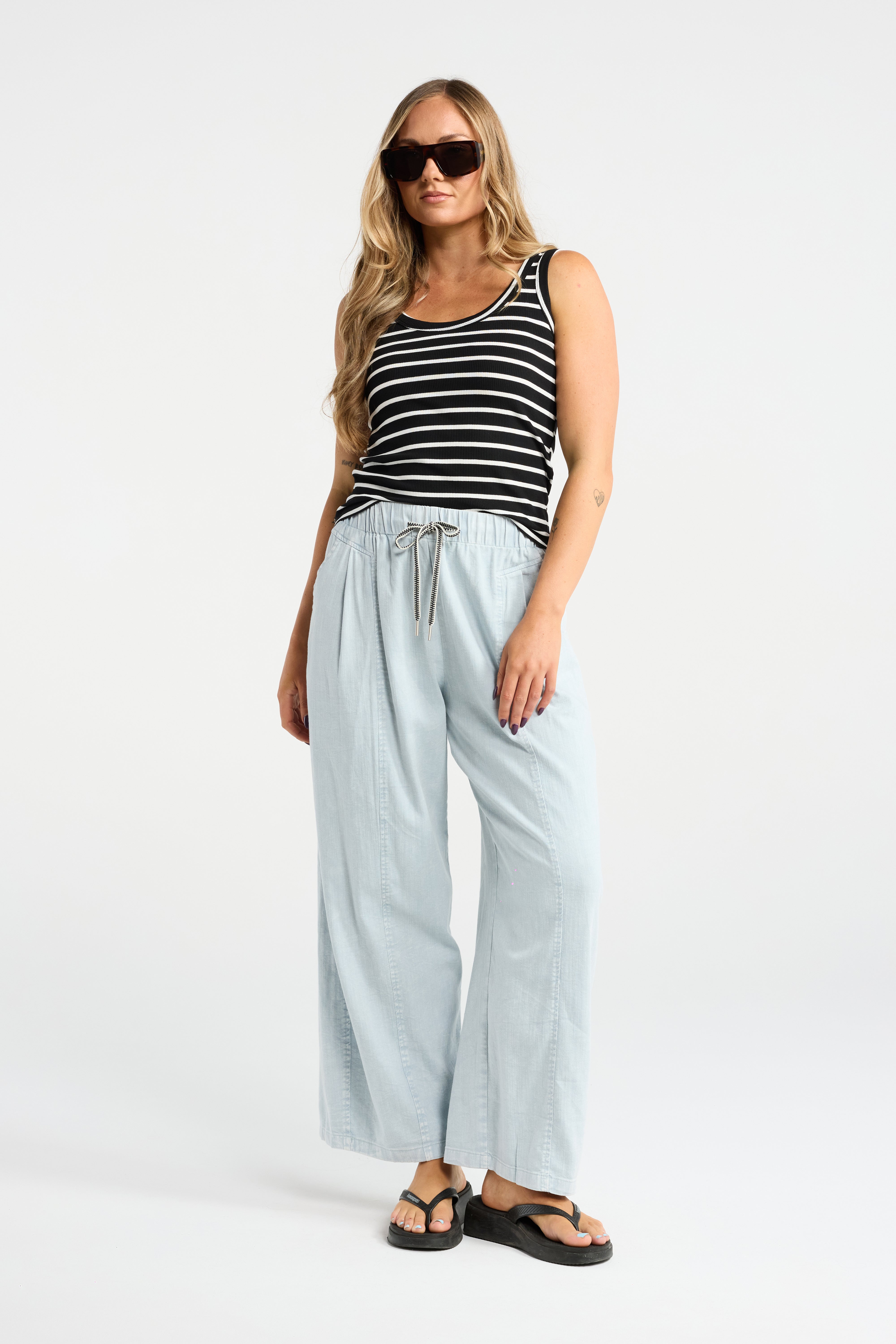 INK SCOOP SINGLET SINGLET SCOOP NECK SLEEVELESS BLACK AND WHITE STRIPE STRIPED RIBBED SOFT FEEL LIGHTWEIGHT STRETCH COMFORTABLE BREATHABLE RELAXED FIT CASUAL EVERYDAY WEAR SUMMER ESSENTIAL WARDROBE STAPLE VERSATILE EASY TO STYLE MINIMALIST CLASSIC TIMELESS LAYERING PIECE BASIC TOP BODY SKIMMING FLATTERING NECKLINE SOFT TOUCH FABRIC