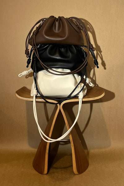 WENDYS BAGS LILLY BAGS STELLA BAG BROWN CHOCOLATE BLACK CREME CREAM SHOULDER BAG HANDBAG CINCH GATHER PLEAT BUCKET BAG