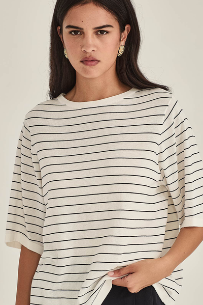 SILLS SUMIRE STRIPED BOXY TEE CHALK NAVY STRIPE TOP COTTON