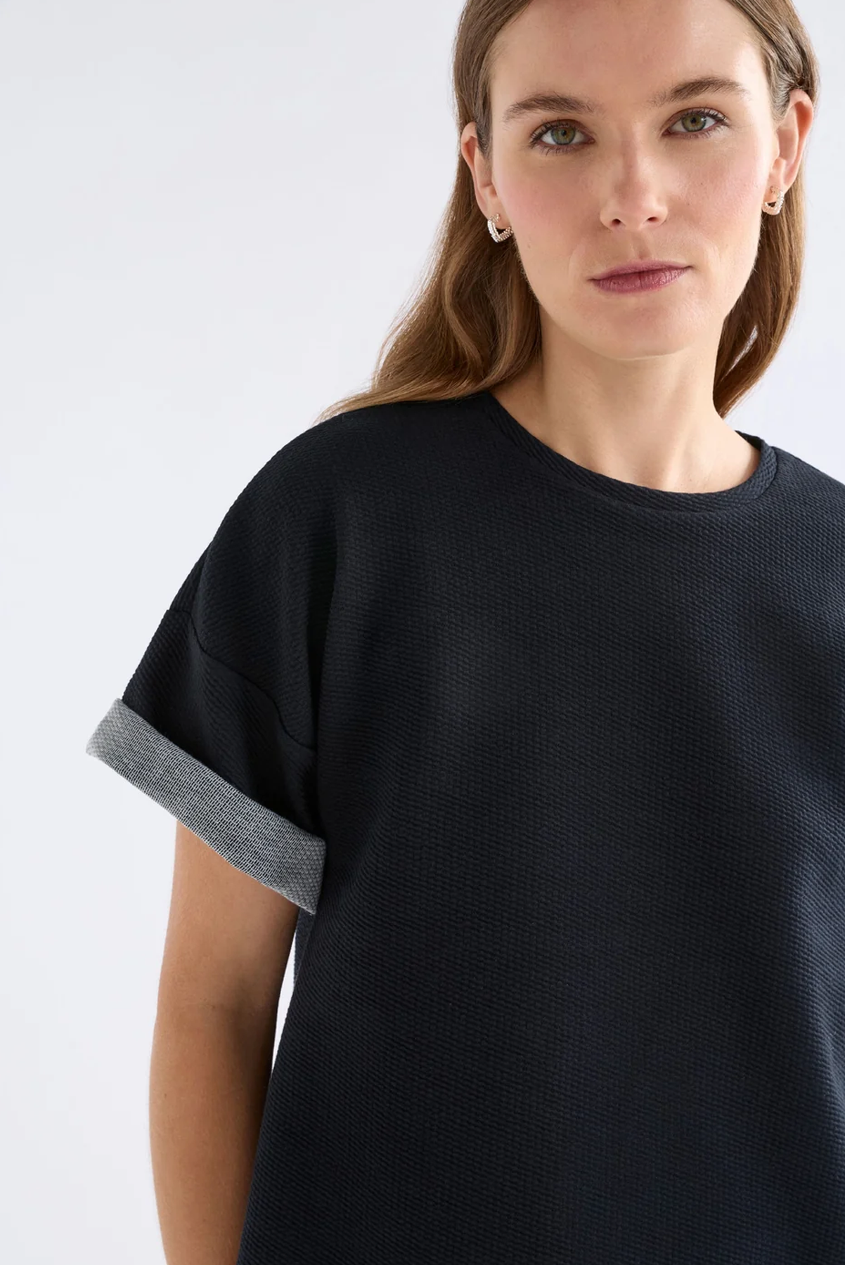 ELK SANNA TEE COTTON TOP BLACK WHITE 
