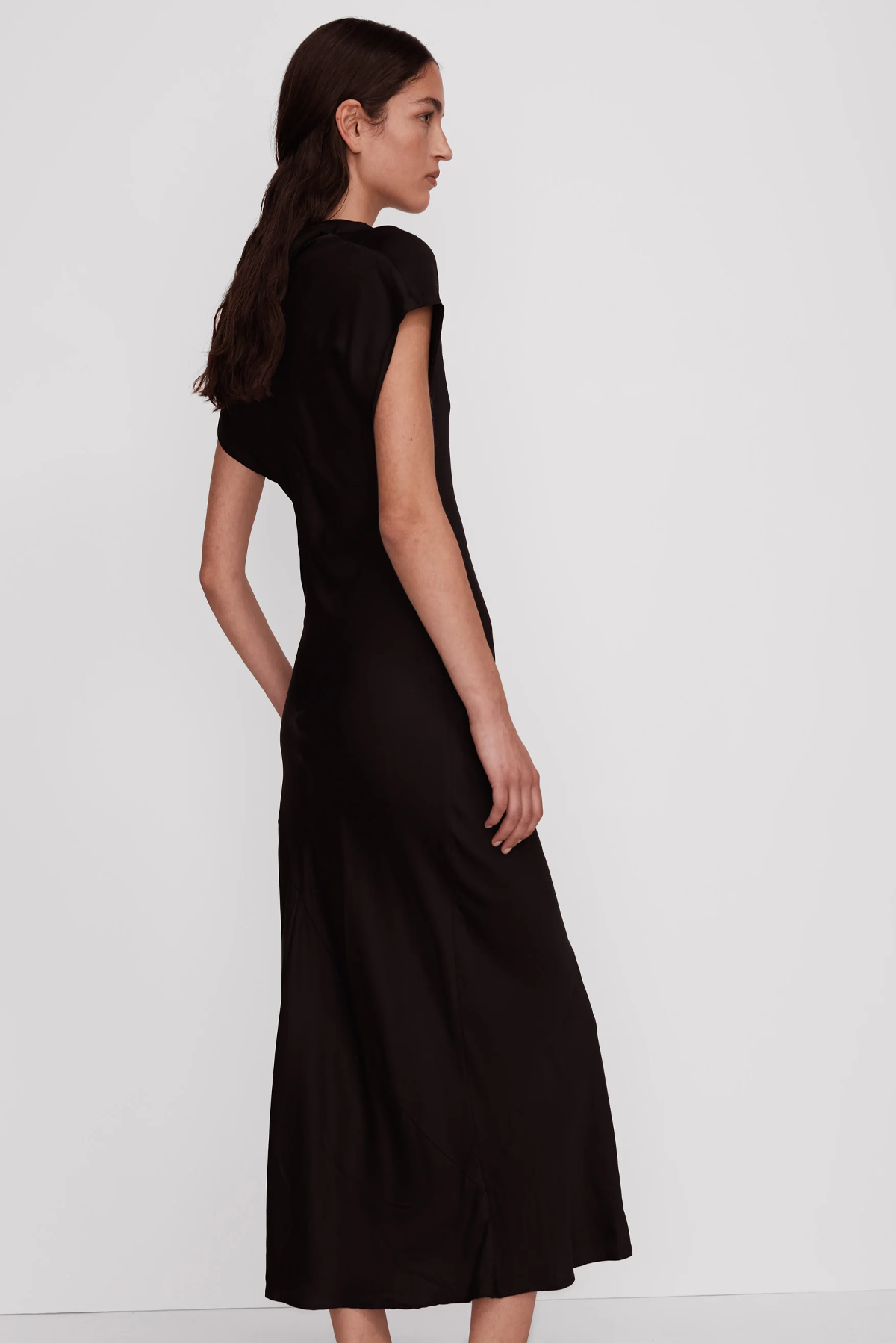 Scarletia Midi Dress