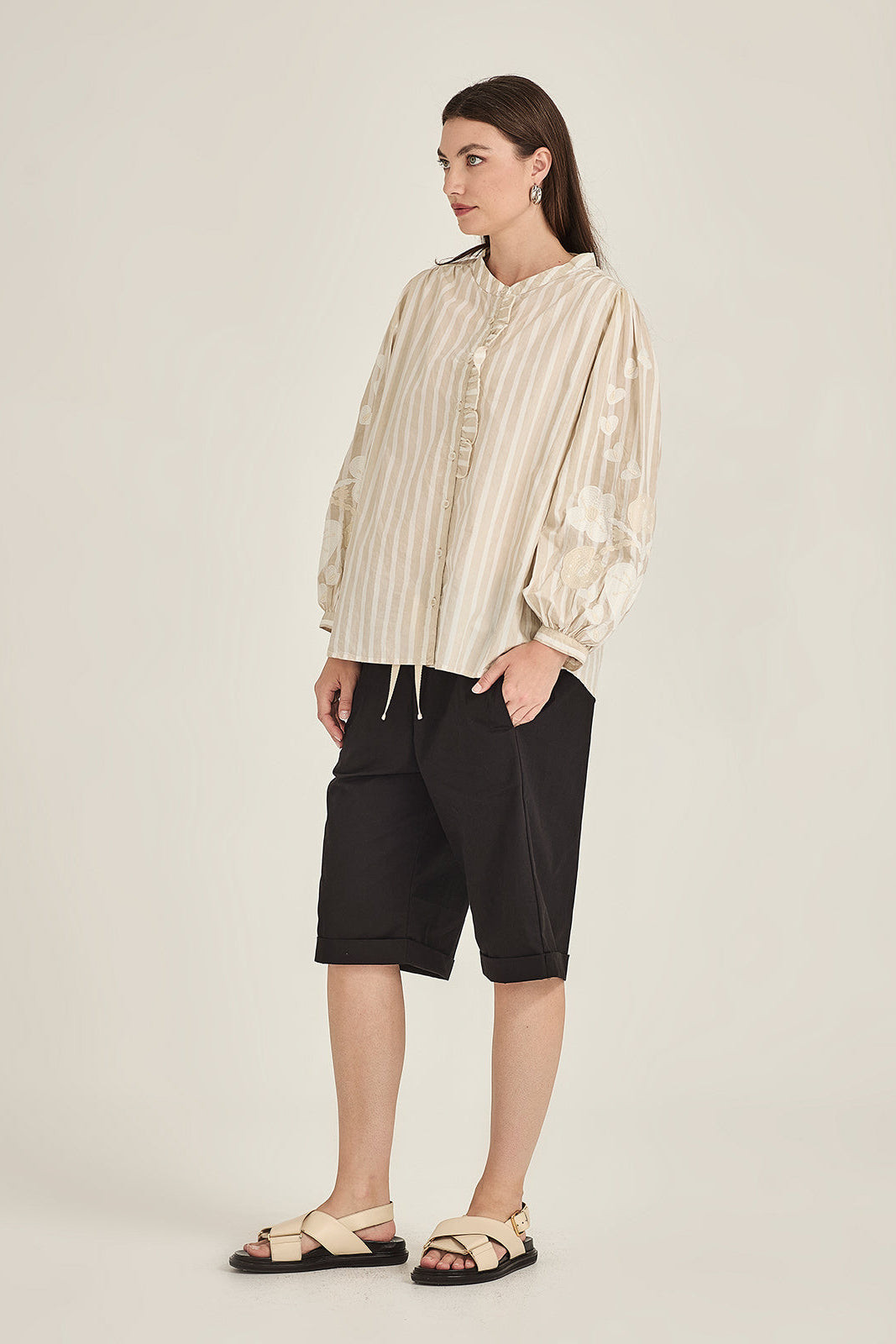 SILLS MACY SHORTS BLACK WITH CREAM DRAWSTRING