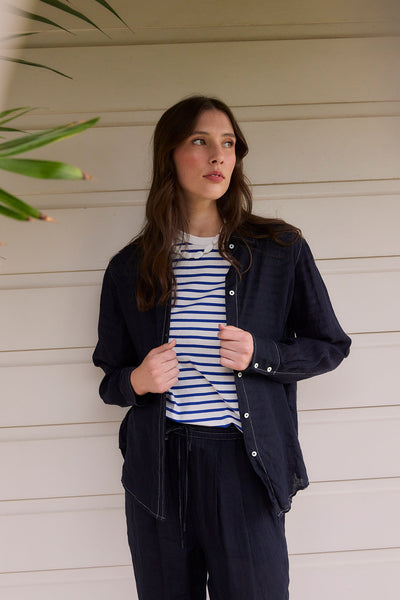 SILLS PRINCETON LINEN SHIRT classic button up linen shirt with white contrast stitching comes in navy, blue and green