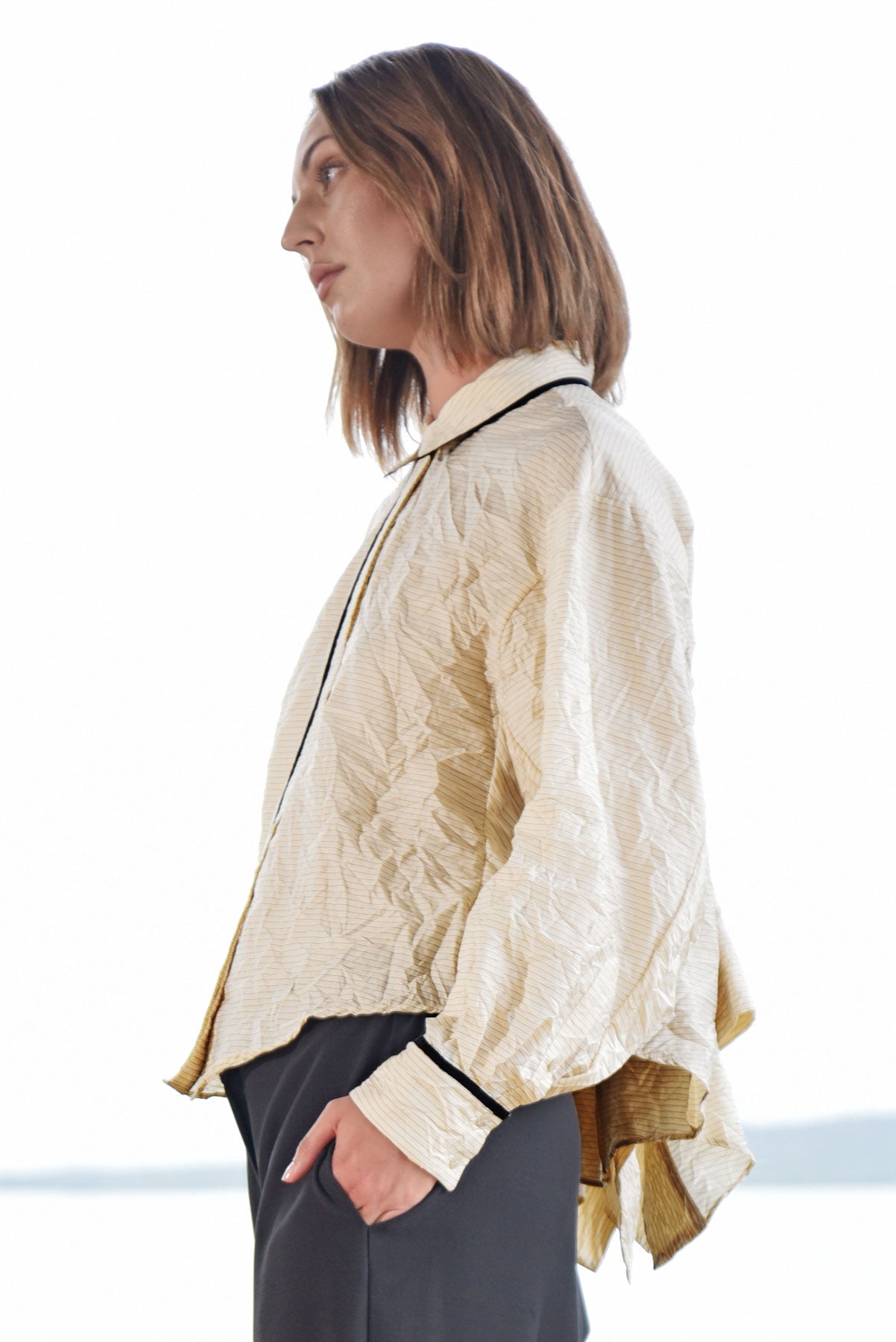 TRELISE COOPER ALL ABOUT THE BUSTLE SHIRT VISCOSE LYOCELL NYLON NATURAL VINTAGE RUFFLE
