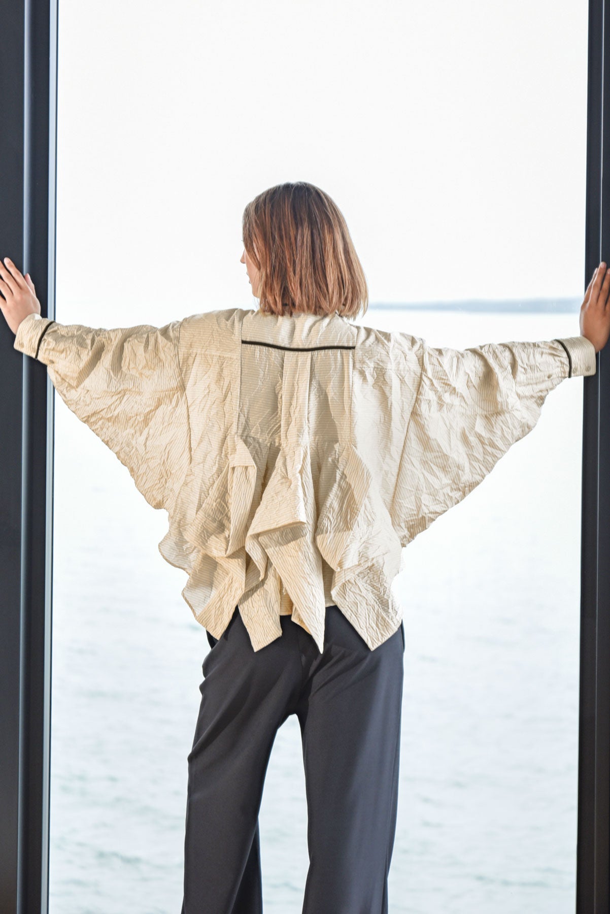 TRELISE COOPER ALL ABOUT THE BUSTLE SHIRT VISCOSE LYOCELL NYLON NATURAL VINTAGE RUFFLE