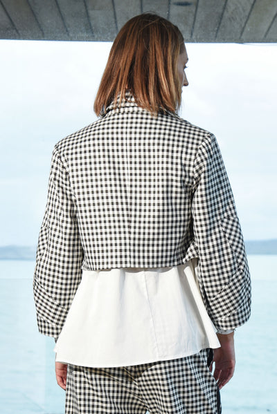 TRELISE COOPER ART OF ME JACKET BLACK AND WHITE GINGHAM CROPPED  OPEN JACKET WITH BARREL SLEEVES 