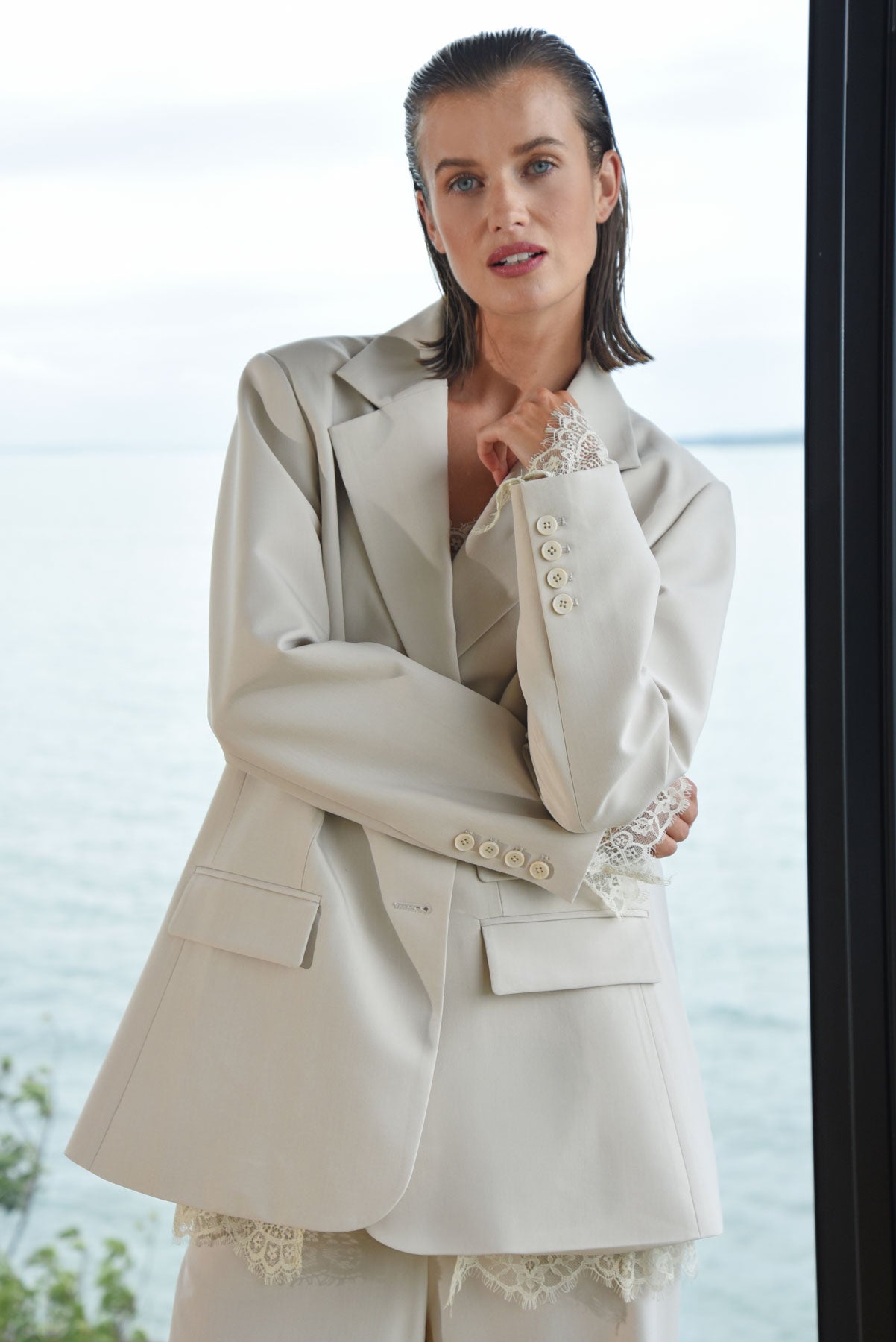 TRELISE COOPER HOT ON THE LACE JACKET POLYESTER RAYON SPANDEX OYSTER NATURAL