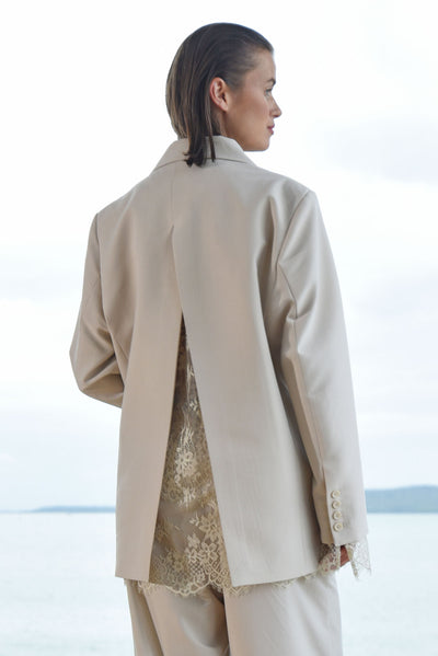 TRELISE COOPER HOT ON THE LACE JACKET POLYESTER RAYON SPANDEX OYSTER NATURAL