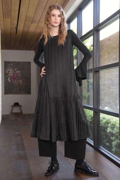 PLEATY SWEETIE DRESS