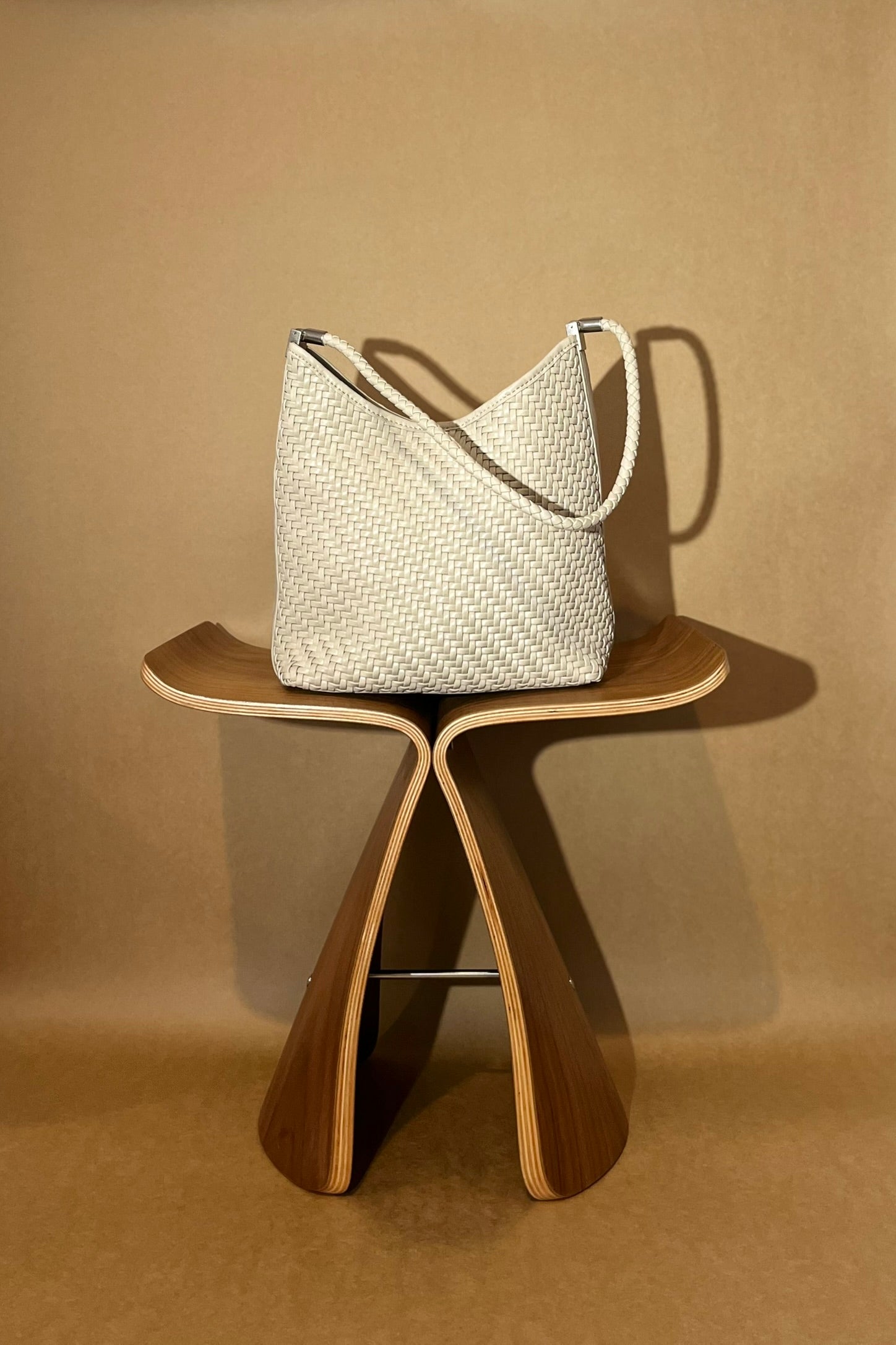 WENDYS LILLY THATCHED BAG EGAN LEATHER WOVEN BAG BROWN CHOCOLATE CREAM STONE BLACK STRUCTURED HANDBAG SHOULDER BAG