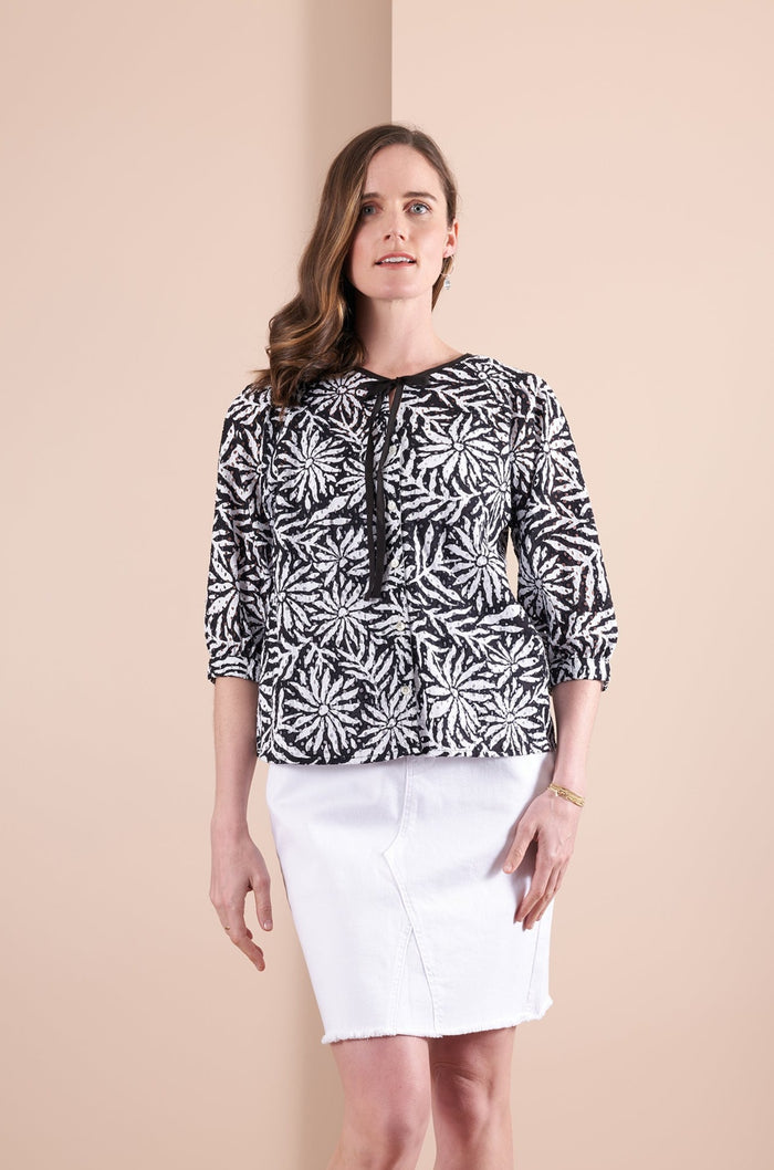 BRODERIE BLOUSE