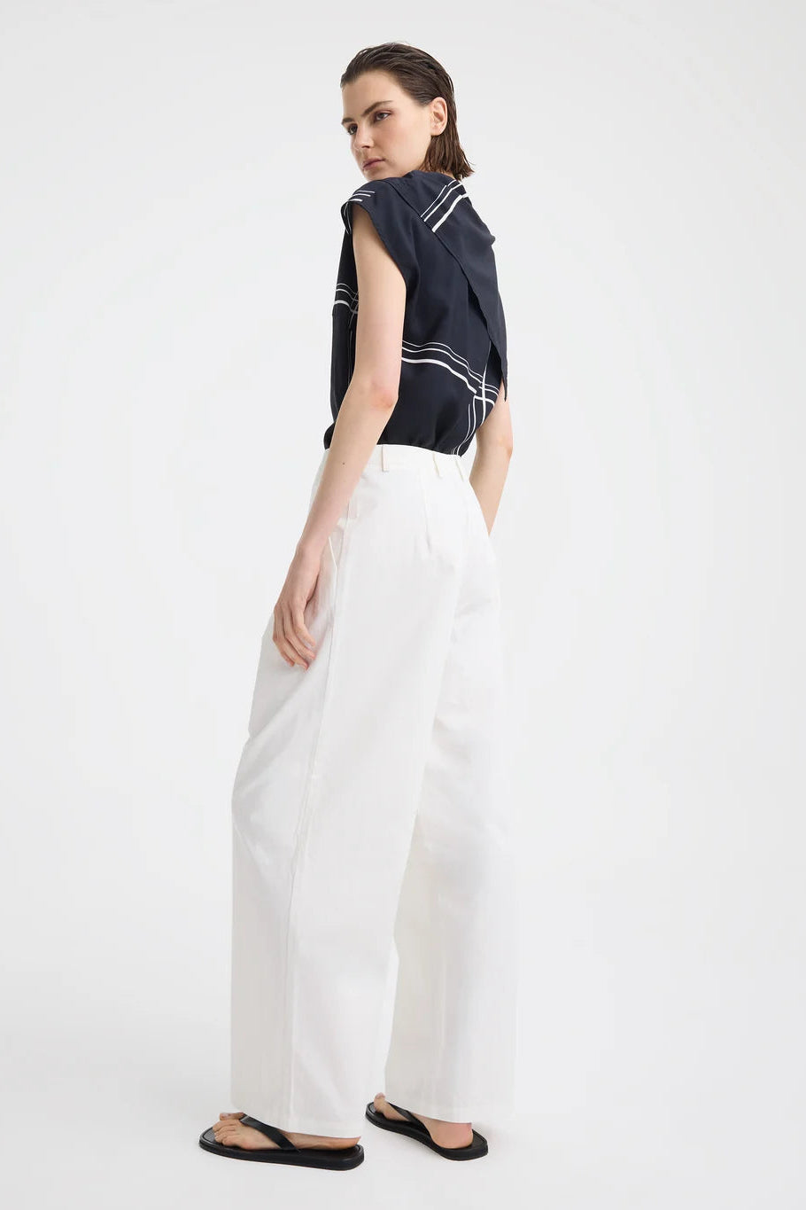 MORRISON VICTOR TOP SILK TOP WITH CAP SLEEVE AND FIXED SCARF OVERLAY IN NAVY WITH MINIMAL WHITE SQUARE STRIPE