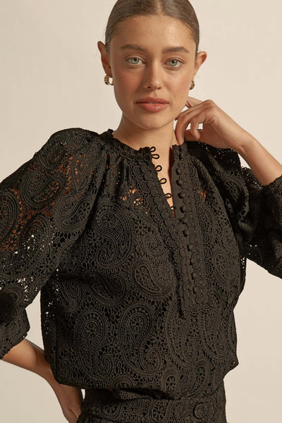 ADORN TOP