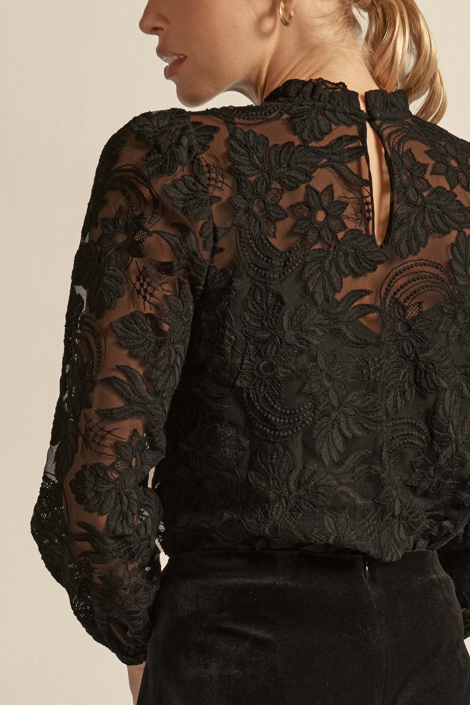 GLINT TOP