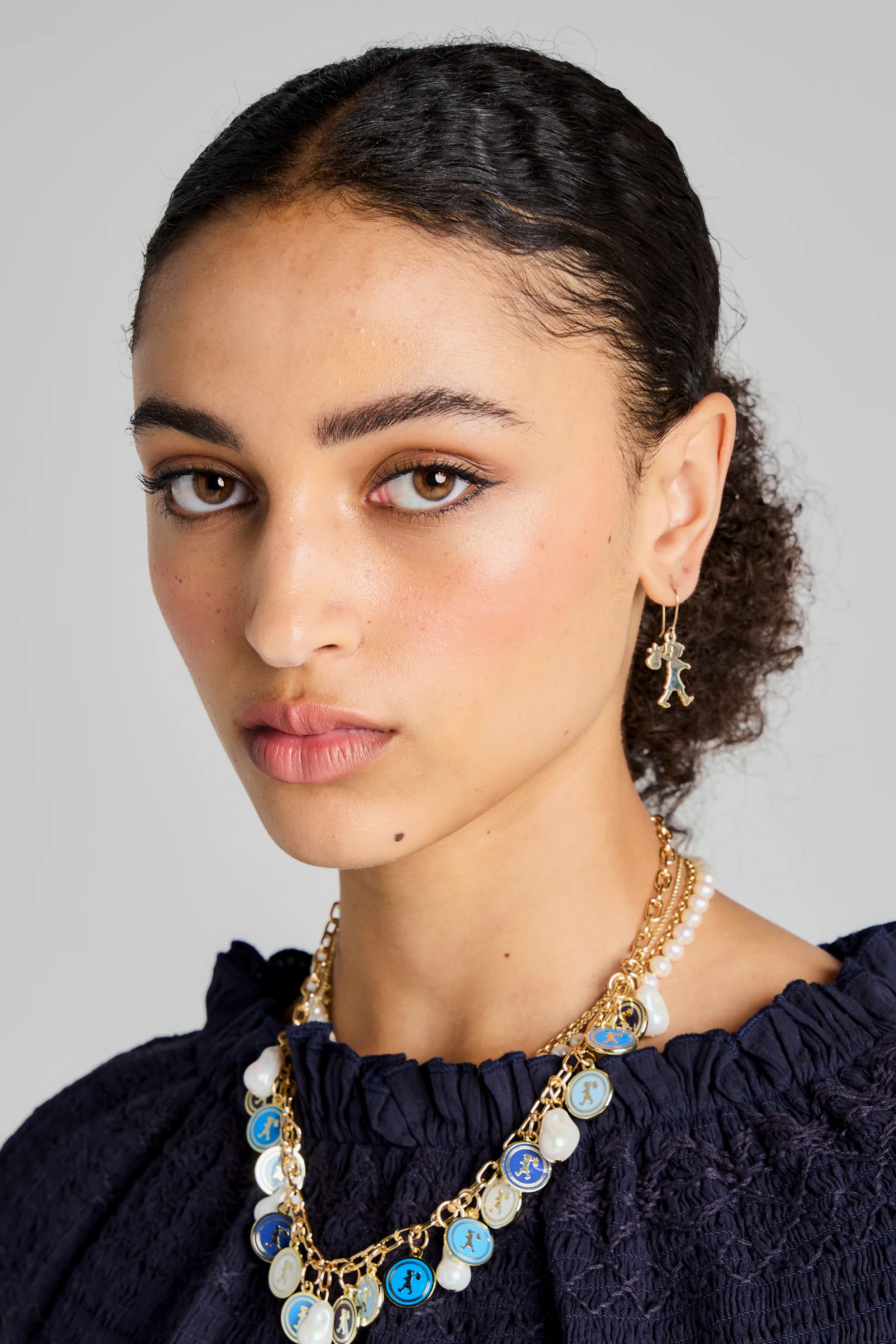 RUNAWAY COINS NECKLACE