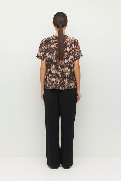 JULIETTE HOGAN FANCY T SILK FLROAL PINK TOP