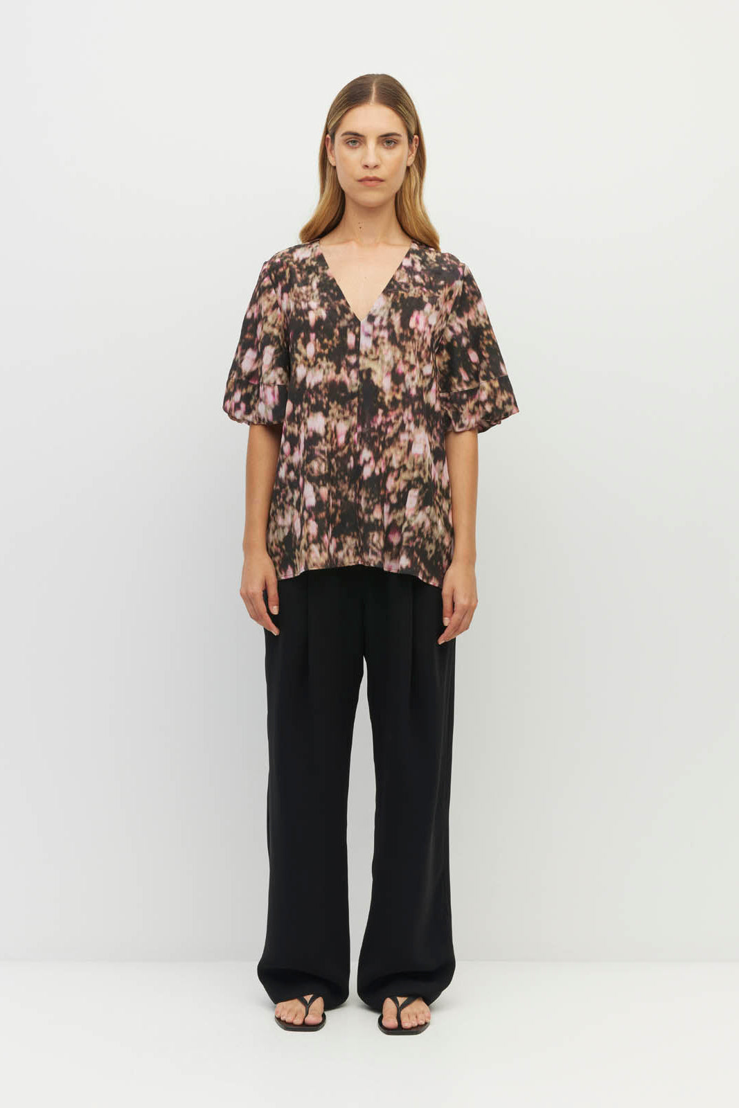 JULIETTE HOGAN HPARKER T SILK PINK FLROAL TOP
