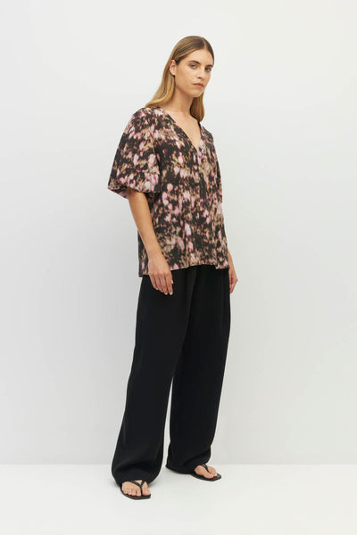 JULIETTE HOGAN HPARKER T SILK PINK FLROAL TOP
