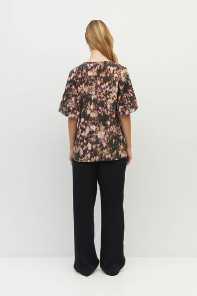 JULIETTE HOGAN HPARKER T SILK PINK FLROAL TOP