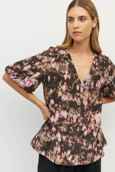 JULIETTE HOGAN HPARKER T SILK PINK FLROAL TOP