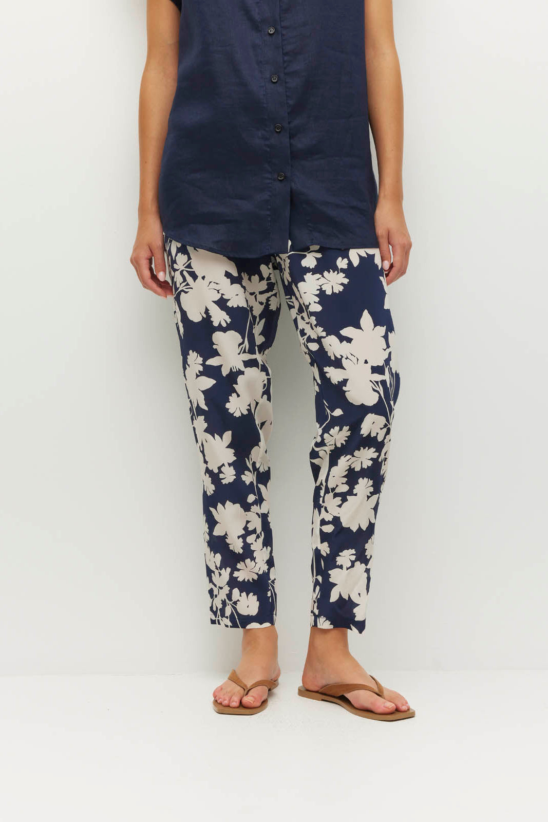 JULIETTE HOGAN LEONARD PANT NAVY FLORAL SILK TROUSER