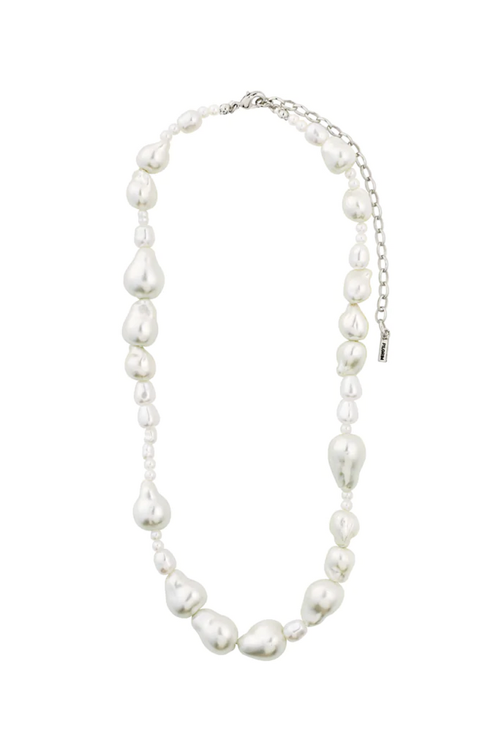 WILLPOWER PEARL NECKLACE
